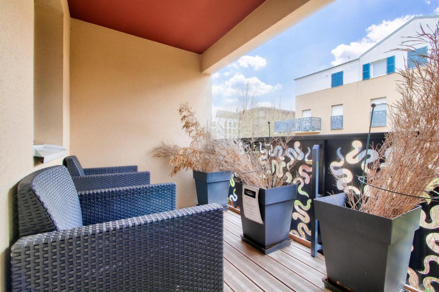 123Home - Suite & Spa Xl Montévrain Exterior photo